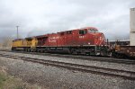 UP 6222, CP 8811 on 264